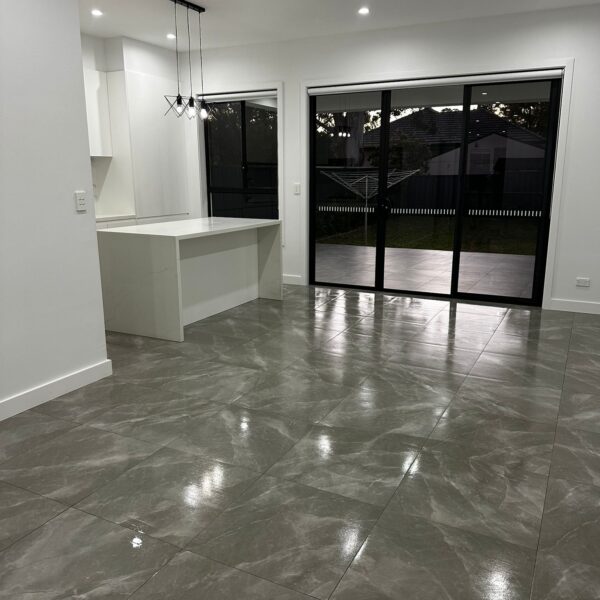 WhatsApp Image 2025-10-16 at 00.46.34