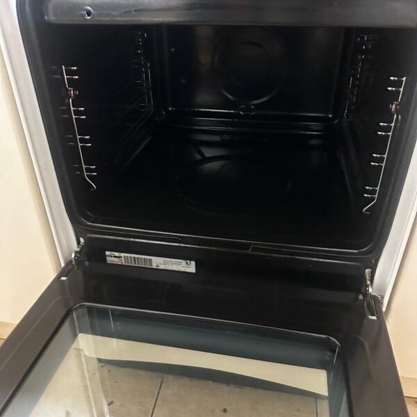 WhatsApp Image 2025-10-16 at 01.14.02 (1)