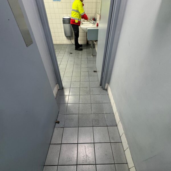 WhatsApp Image 2025-10-16 at 01.42.59 (1)